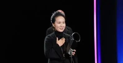 赵箫泓凭《监狱来的妈妈》获圣塞巴斯蒂安影后定档5月30日 - 细节速览 赵箫泓凭《监狱来的妈妈》获圣塞巴斯蒂安影后定档5月30日 - 细节速览
