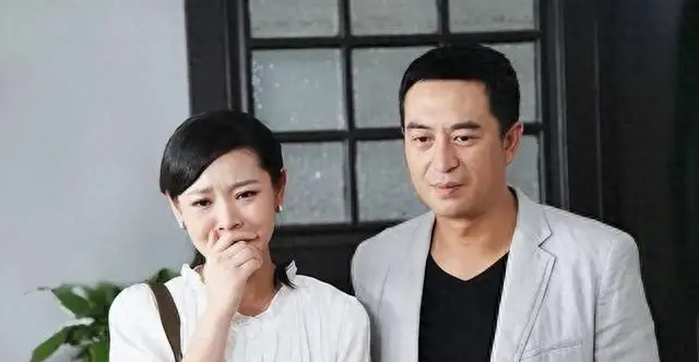 王维维五度搭档张嘉译演急诊主任，新剧《生命缘》手术台对峙片段抖音获赞500万 - 现场图