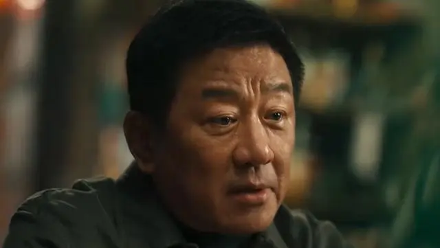 《方圆八百米》与《黑夜告白》双悬疑剧同档对打，聚焦止咳水案与烂尾楼失踪事件 - 细节速览